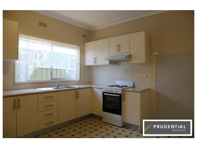 36 Kent Street, Minto NSW 2566