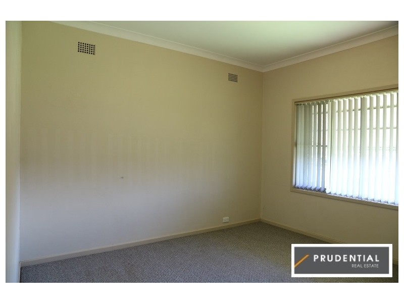 36 Kent Street, Minto NSW 2566