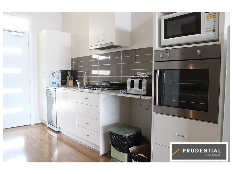 8/157 Dumaresq Street, Campbelltown NSW 2560