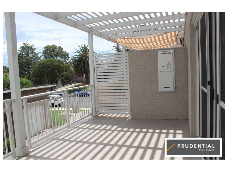 8/157 Dumaresq Street, Campbelltown NSW 2560