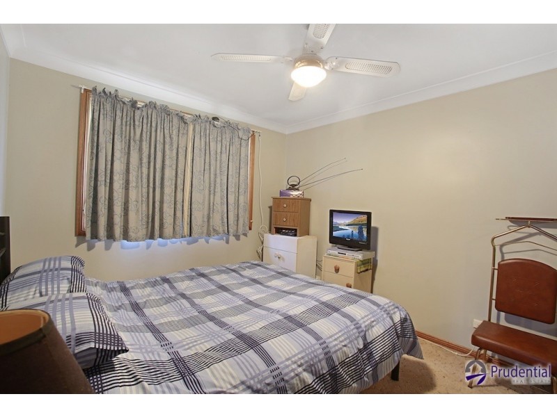 2/40 Randall Avenue, Minto NSW 2566