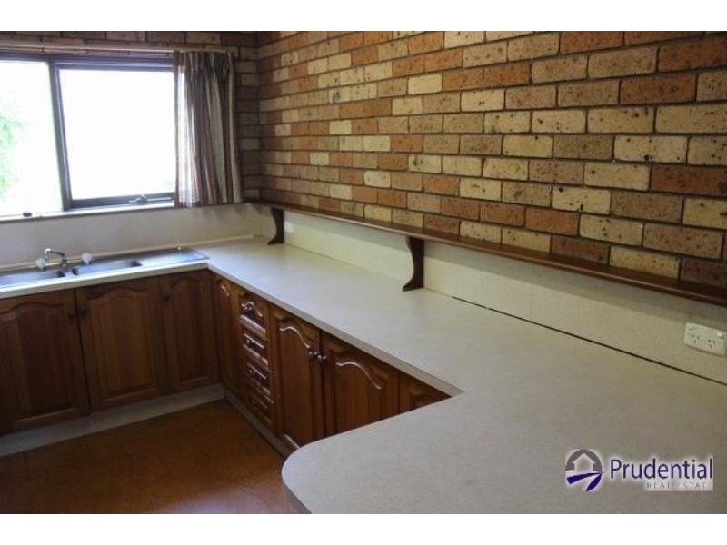 1/102 Wyangala Crescent, Leumeah NSW 2560