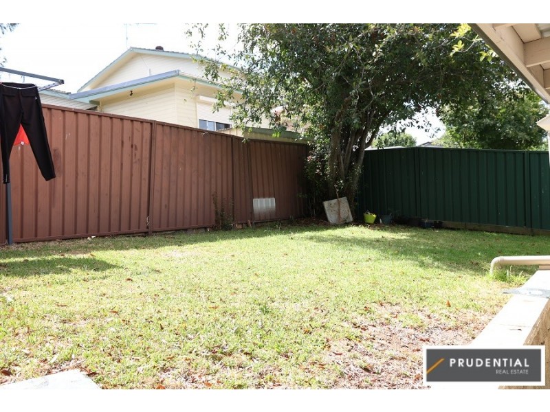 14 Evergreen Avenue, Bradbury NSW 2560