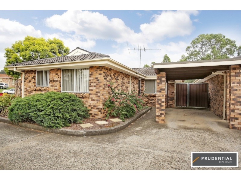 8/45 Euphrates Place, Kearns NSW 2558