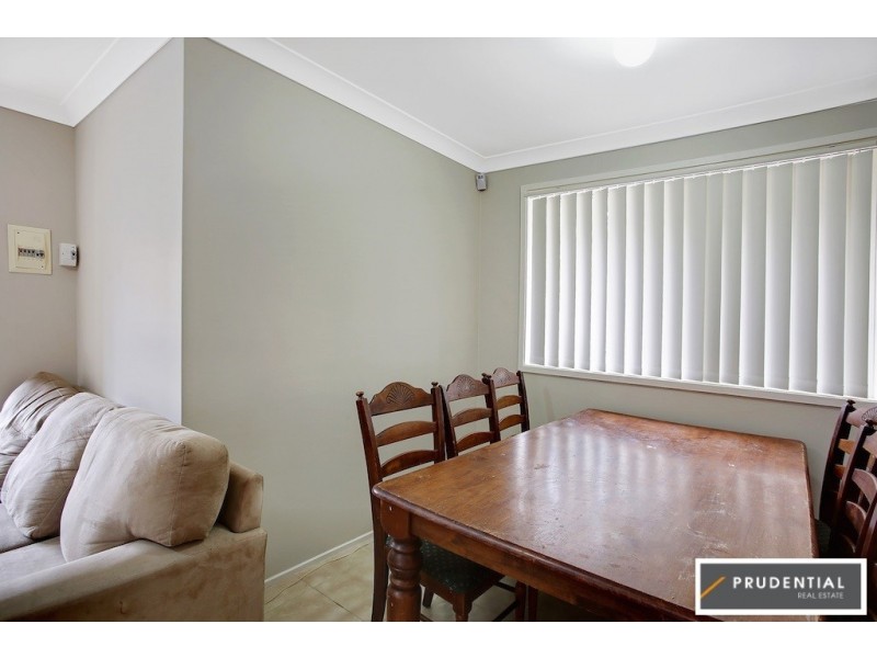 8/45 Euphrates Place, Kearns NSW 2558