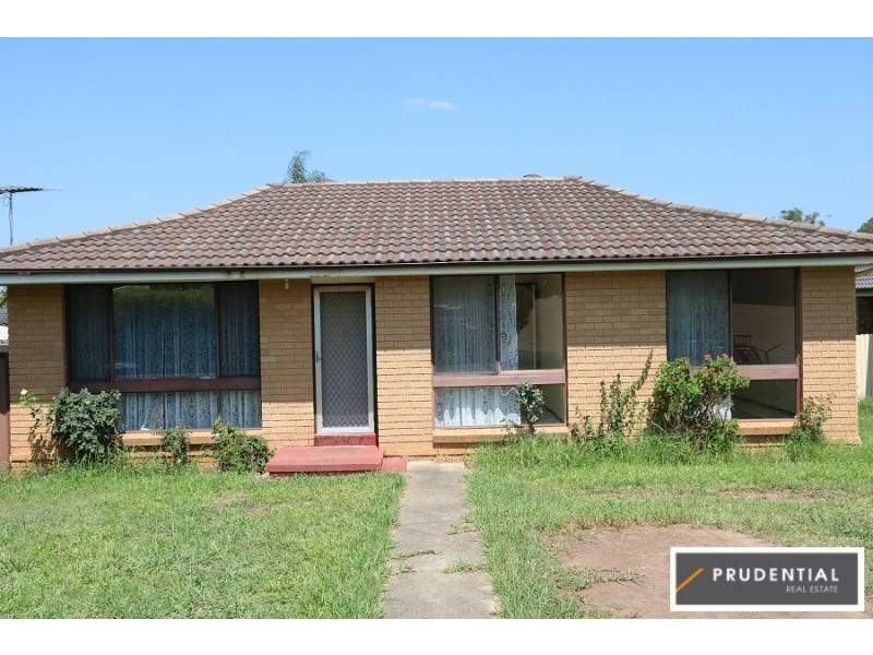 3 Riesling Place, Eschol Park NSW 2558