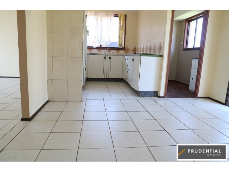 3 Riesling Place, Eschol Park NSW 2558