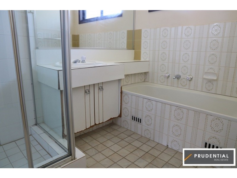 3 Riesling Place, Eschol Park NSW 2558