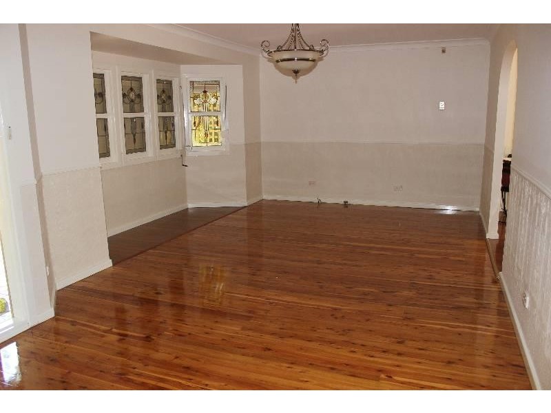 13 Lugarno Avenue, Leumeah NSW 2560