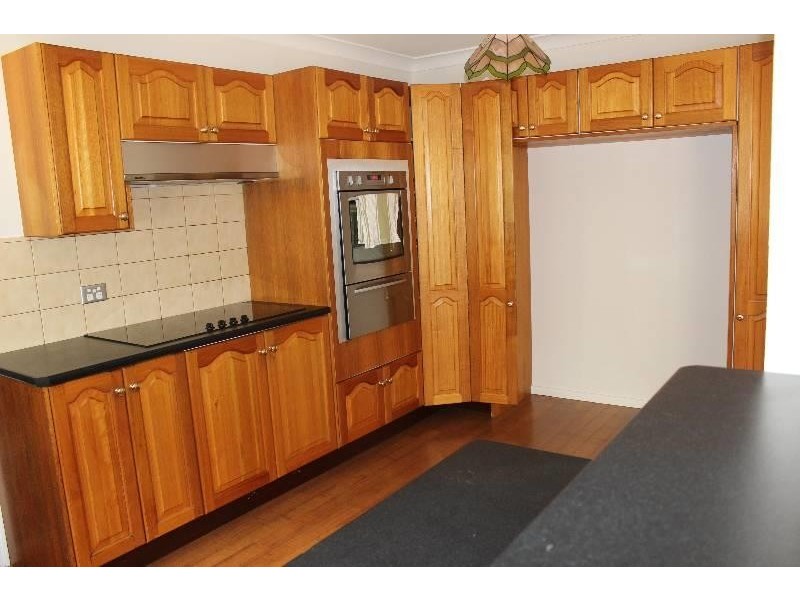 13 Lugarno Avenue, Leumeah NSW 2560