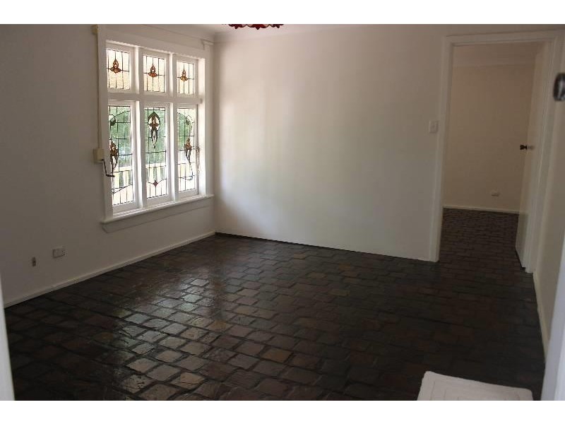 13 Lugarno Avenue, Leumeah NSW 2560