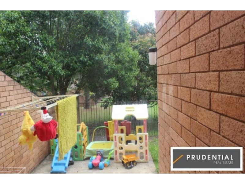 14/60 Greenoaks Avenue, Bradbury NSW 2560