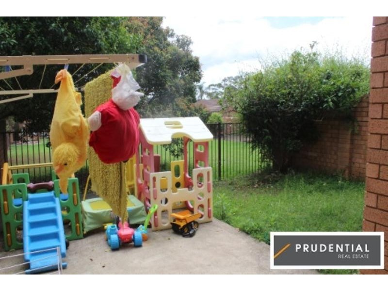 14/60 Greenoaks Avenue, Bradbury NSW 2560