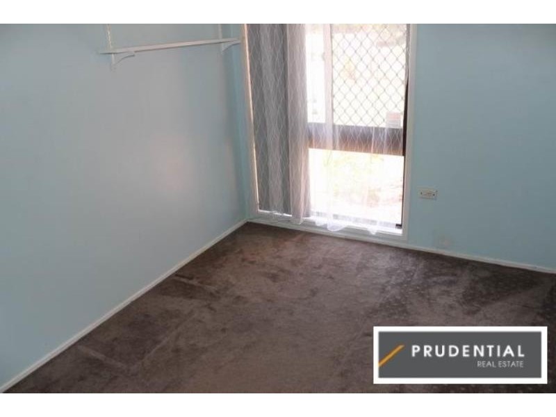 1 Haultain Street, Minto NSW 2566