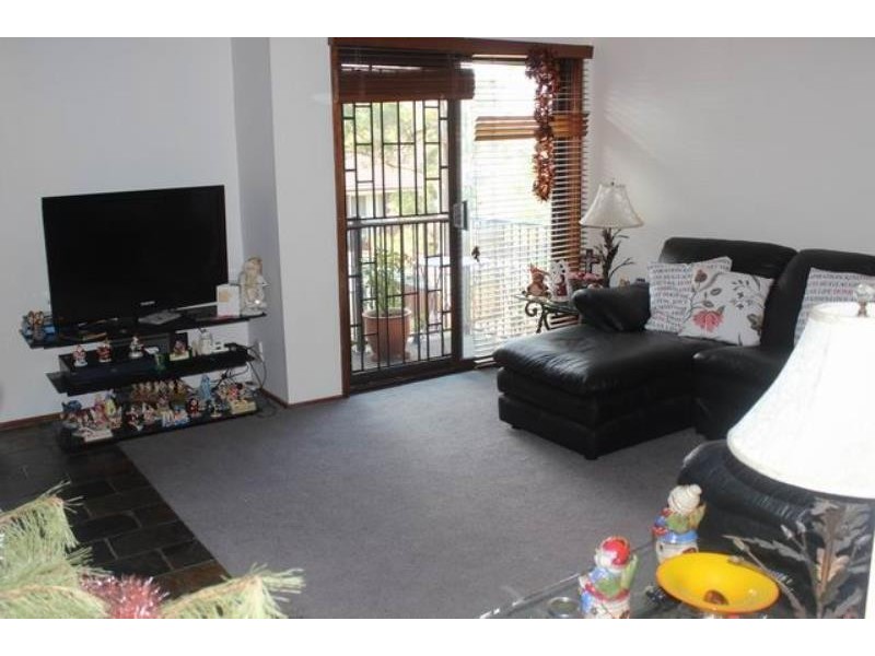 10 Spitfire Drive, Raby NSW 2566