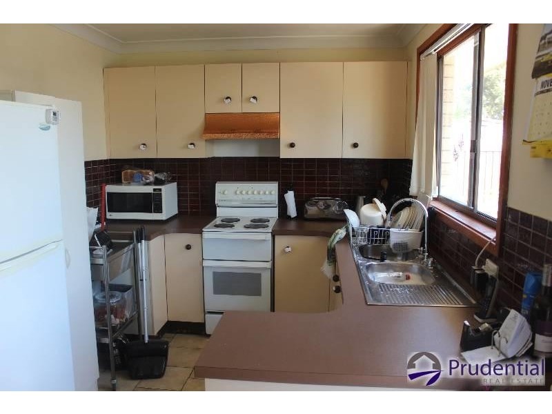 5 Mona Vale Place, Woodbine NSW 2560