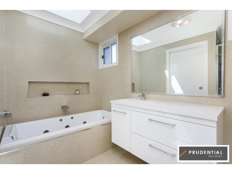 4 Callaway Avenue, Campbelltown NSW 2560