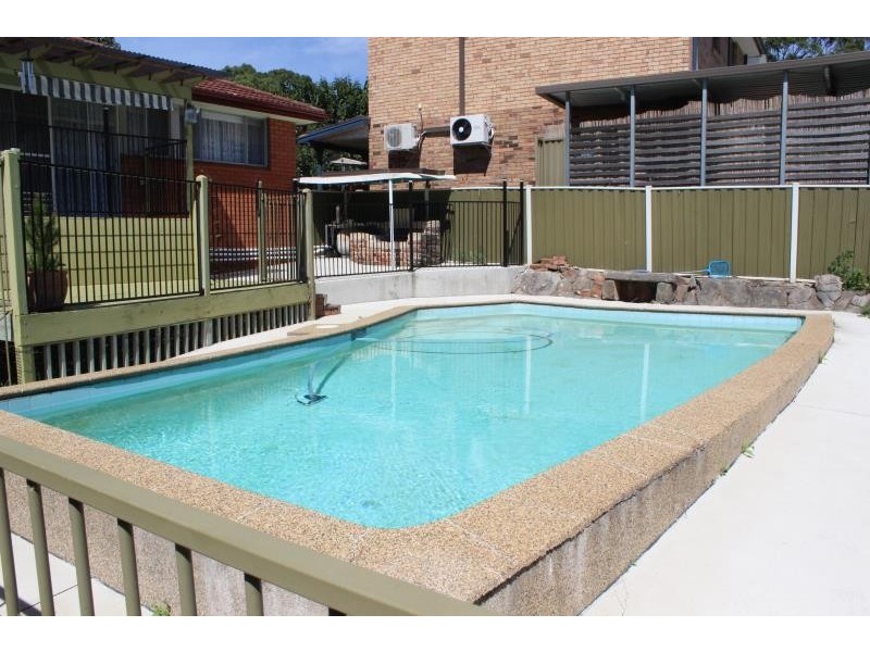 4 Dandar Place, Bradbury NSW 2560