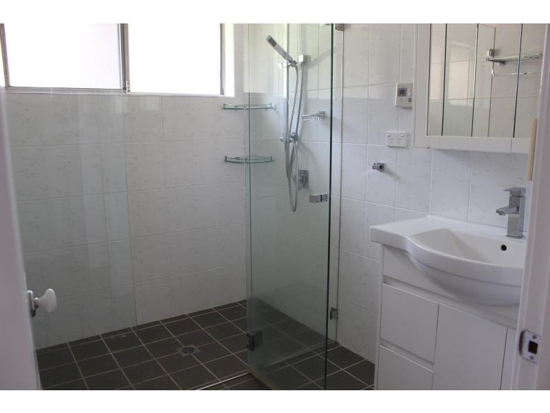 4 Dandar Place, Bradbury NSW 2560