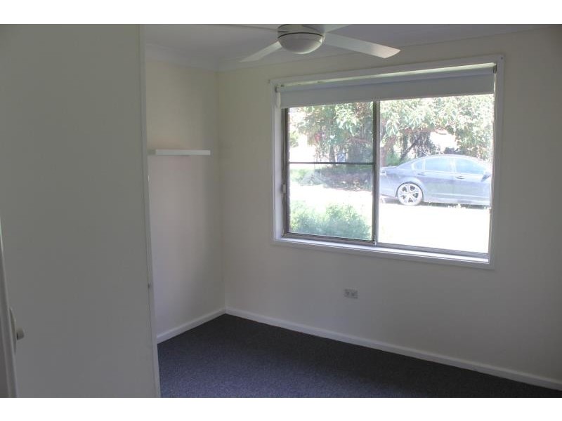 4 Dandar Place, Bradbury NSW 2560