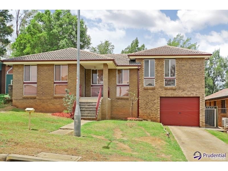 13 Albillo Place, Eschol Park NSW 2558