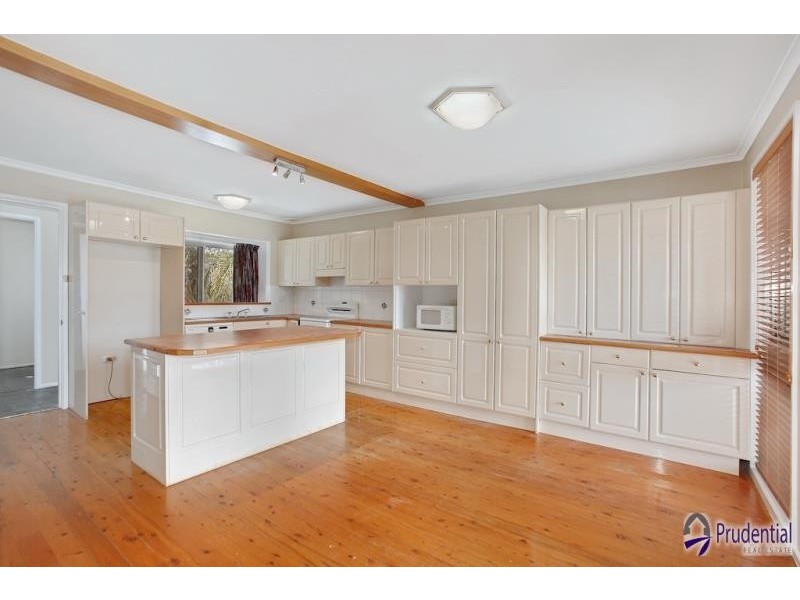 13 Albillo Place, Eschol Park NSW 2558