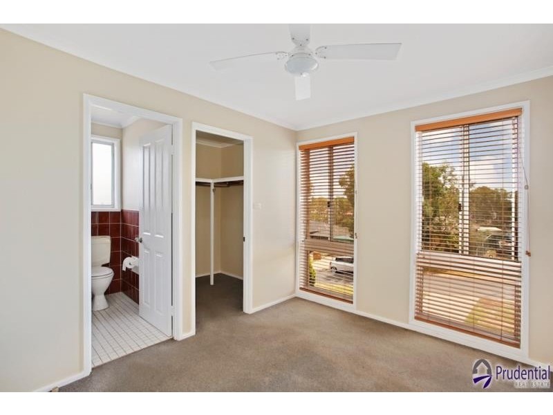 13 Albillo Place, Eschol Park NSW 2558