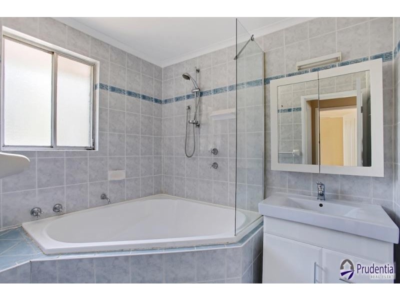 13 Albillo Place, Eschol Park NSW 2558