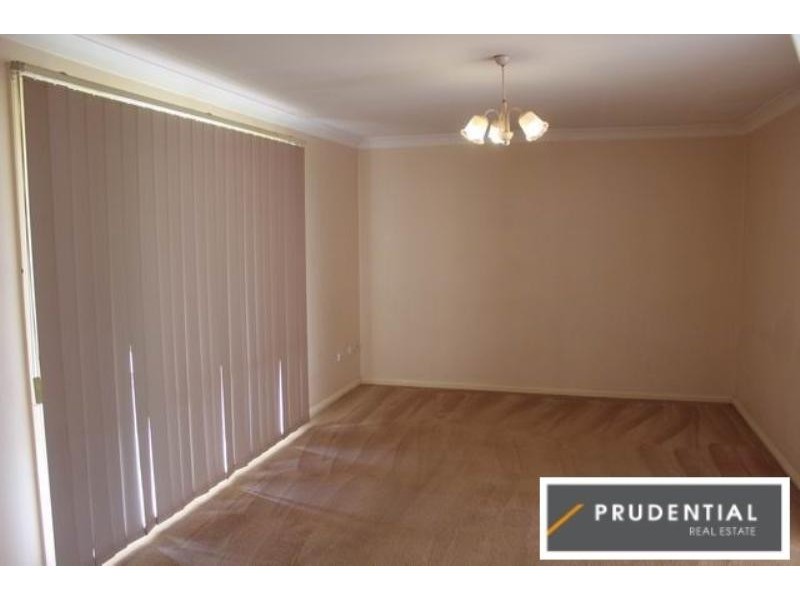 47 Potoroo Avenue, St Helens Park NSW 2560