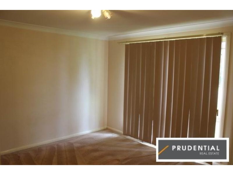 47 Potoroo Avenue, St Helens Park NSW 2560