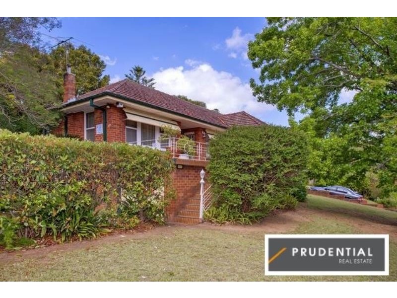 136 Lindesay Street, Campbelltown NSW 2560