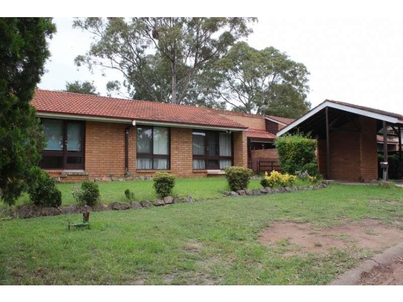 5 Polwarth Close, Bradbury NSW 2560