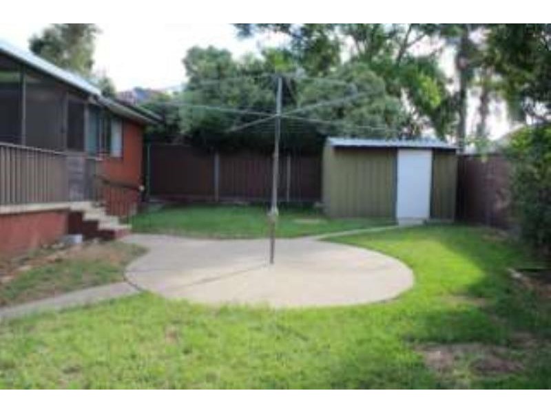 17 Randolph Street, Campbelltown NSW 2560