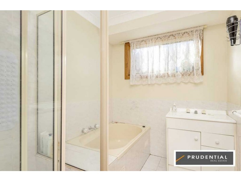 1/279 Copperfield Drive, Rosemeadow NSW 2560