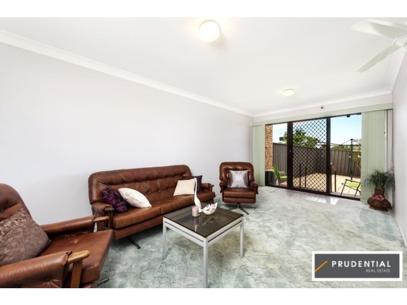 6/42 Leicester Street, Leumeah NSW 2560