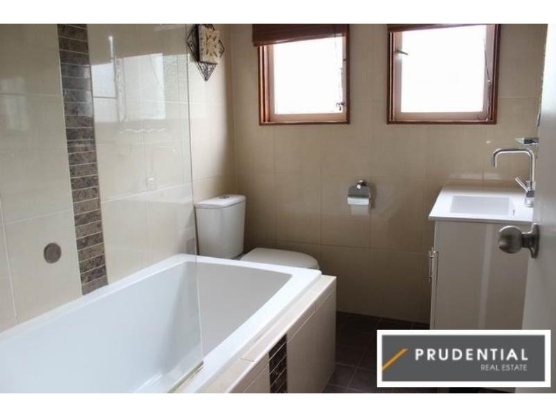 52 Condamine Street, Campbelltown NSW 2560