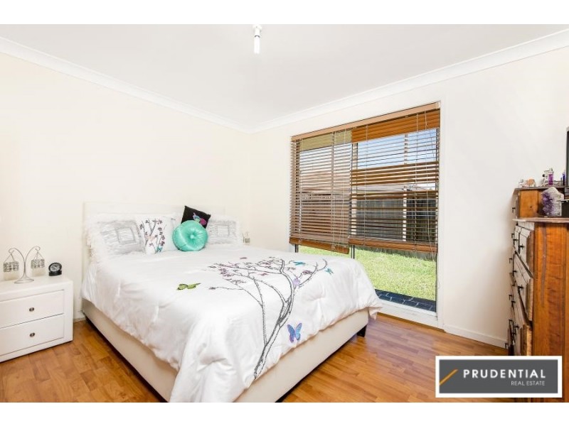16 Baragil Mews, Mount Annan NSW 2567