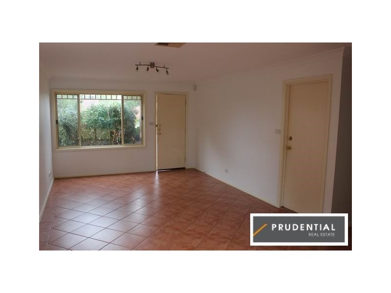 1/1 Wickfield Circuit, Ambarvale NSW 2560