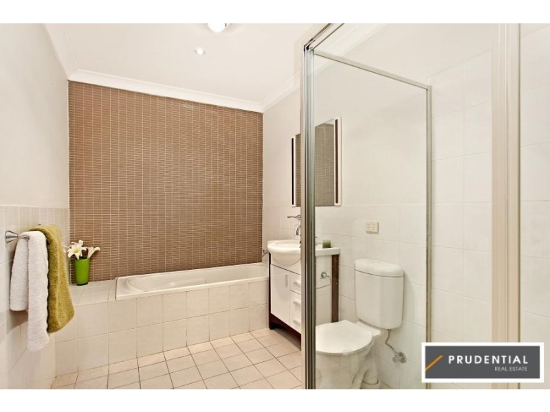10/41 Woodhouse Drive, Ambarvale NSW 2560