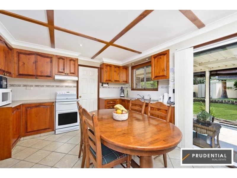 49 Potoroo Avenue, St Helens Park NSW 2560