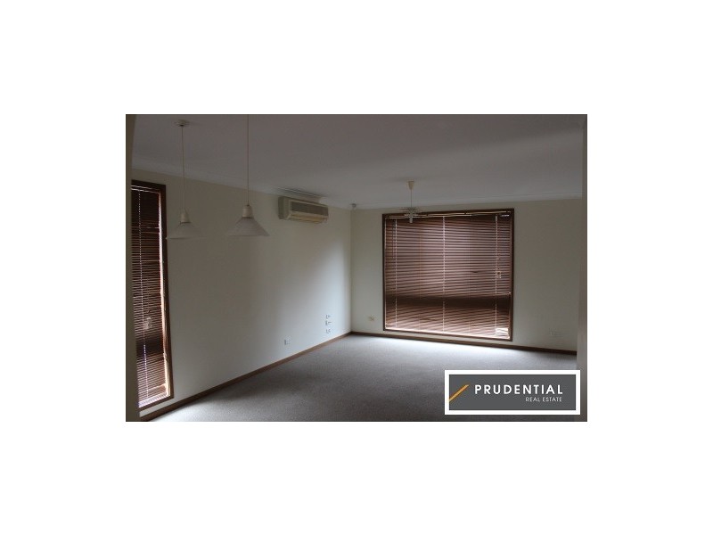 2 Pocket Close, Ambarvale NSW 2560