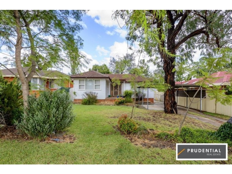 4 Lander Street, Leumeah NSW 2560