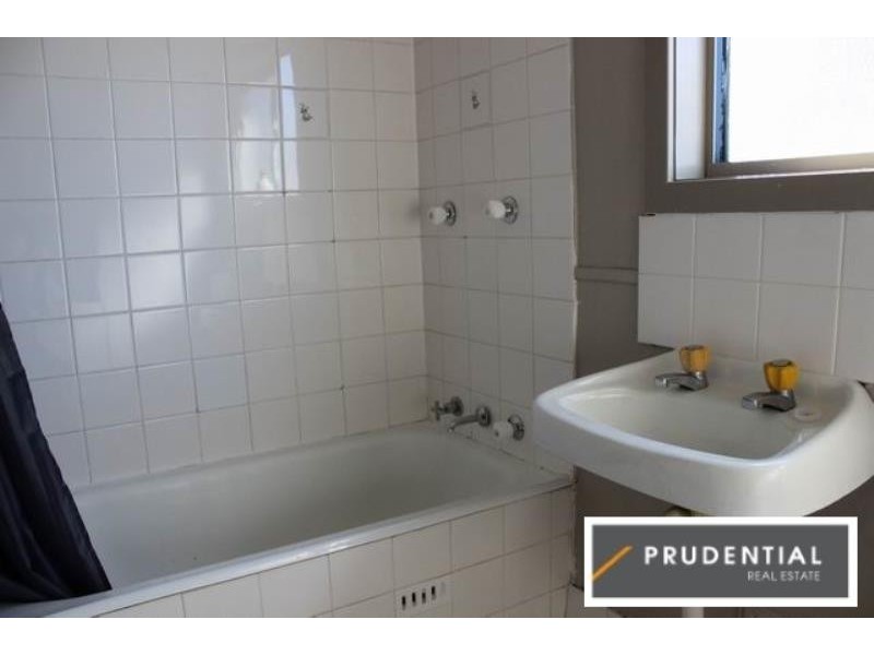 154 The Avenue, Condell Park NSW 2200