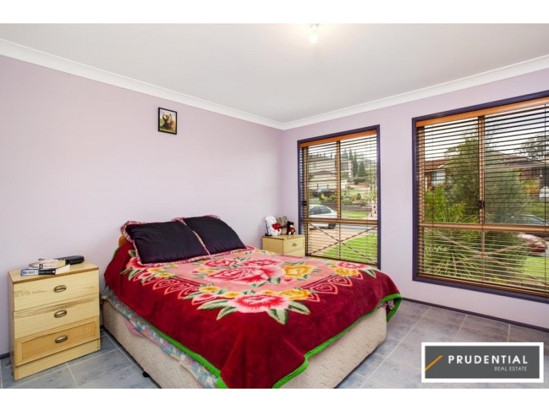 1B Granite Place, Eagle Vale NSW 2558