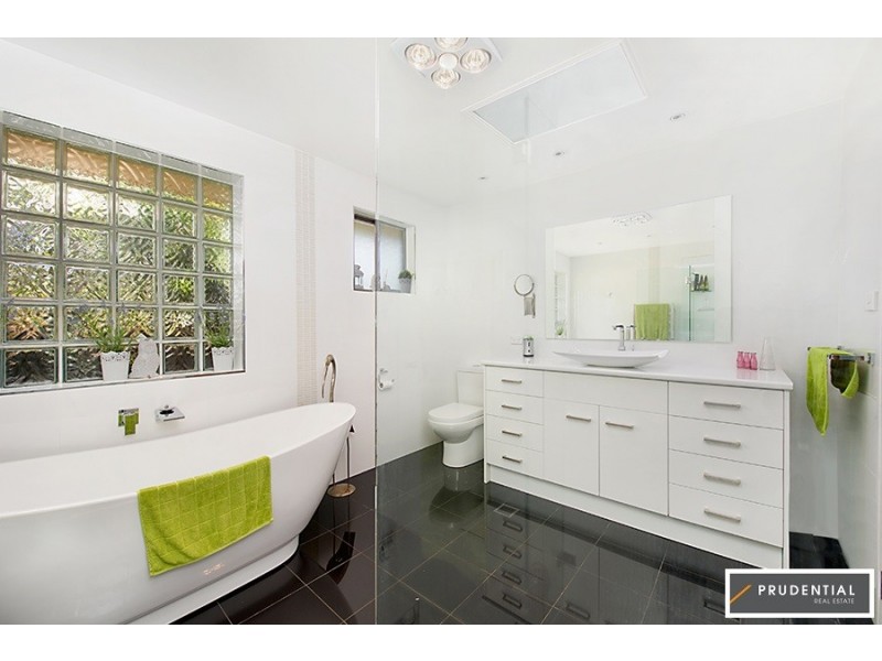 51 Birdsville Crescent, Leumeah NSW 2560