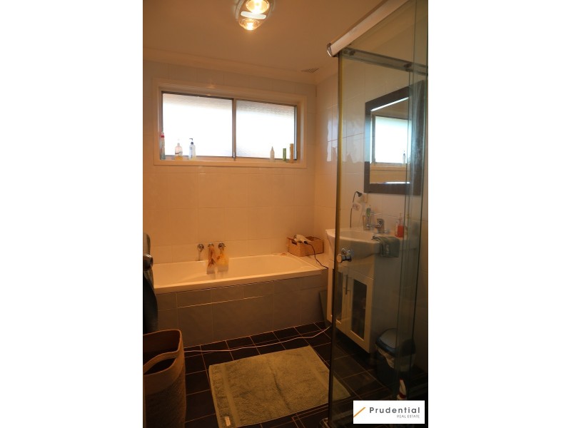 14 Gilmore Avenue, Leumeah NSW 2560