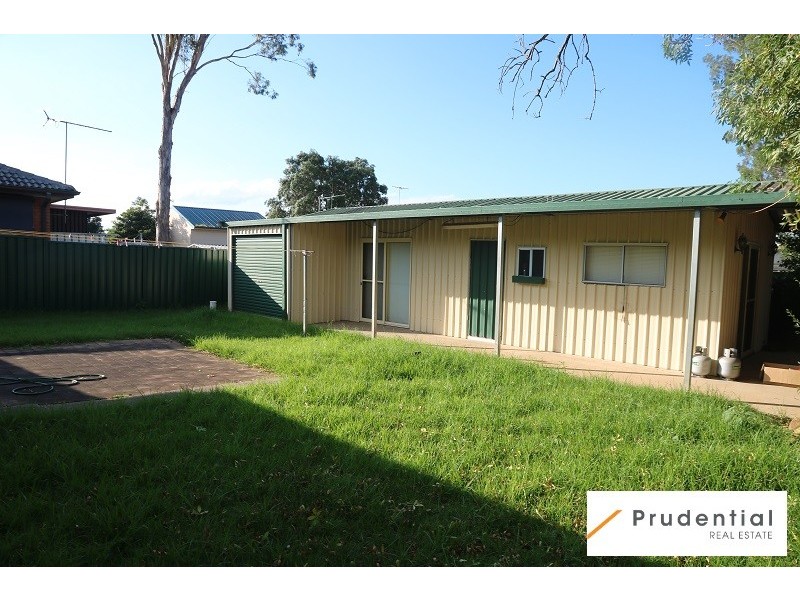 14 Gilmore Avenue, Leumeah NSW 2560