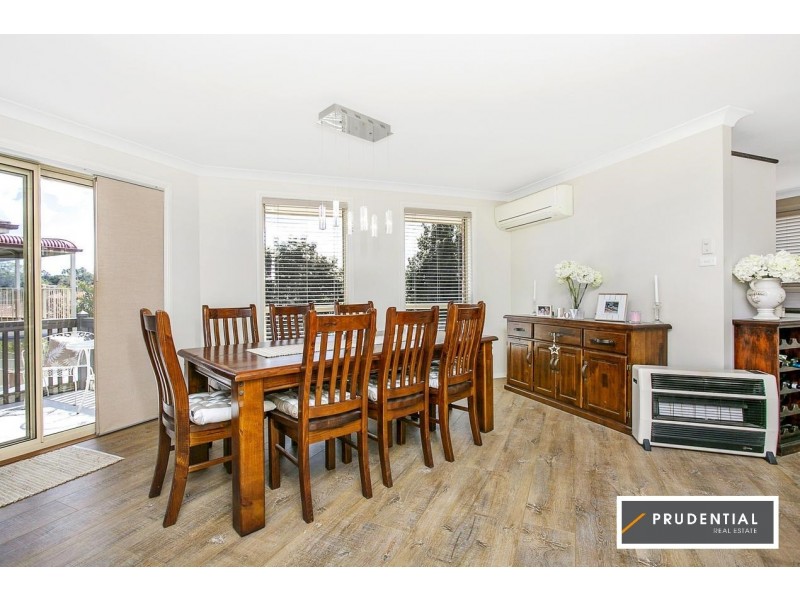 5 GRANITE PL, Eagle Vale NSW 2558