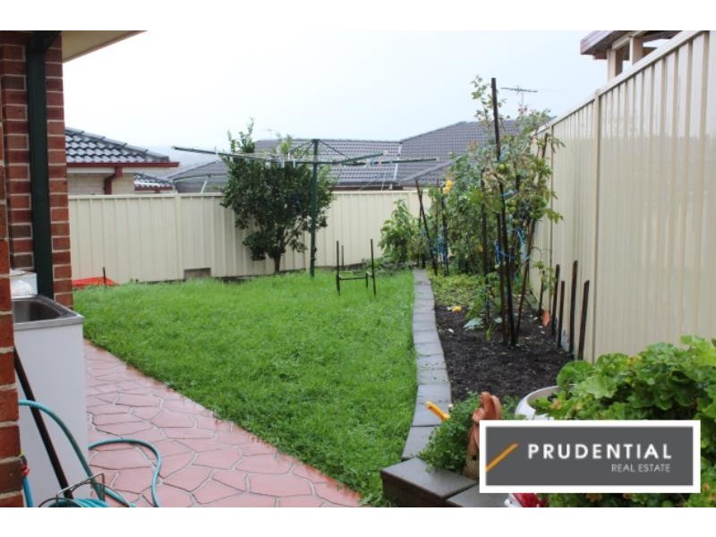 50b Baynton Place, St Helens Park NSW 2560