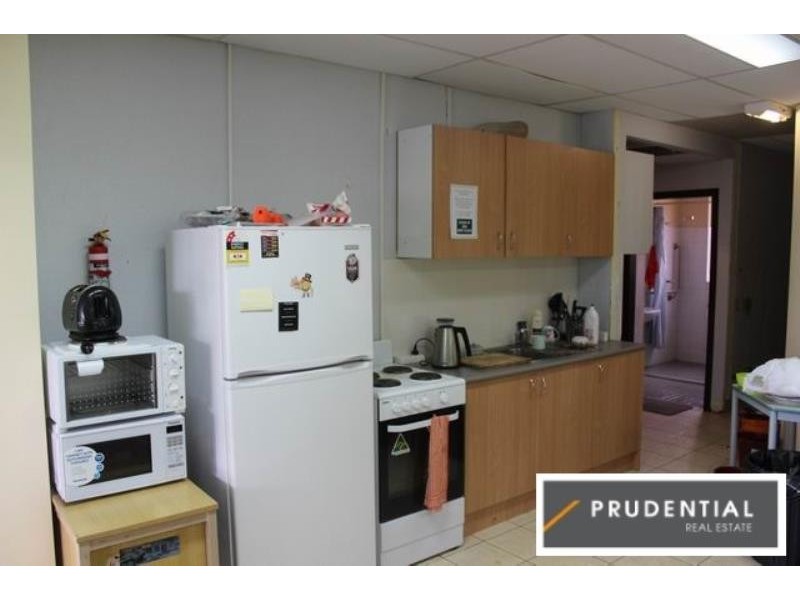 2/19 King Street, Campbelltown NSW 2560